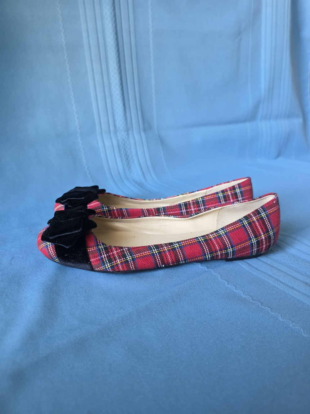 Isaac Mizrahi Live Red Tartan Plaid Ballet Flats Velvet Bow 9.5 M Holiday Preppy